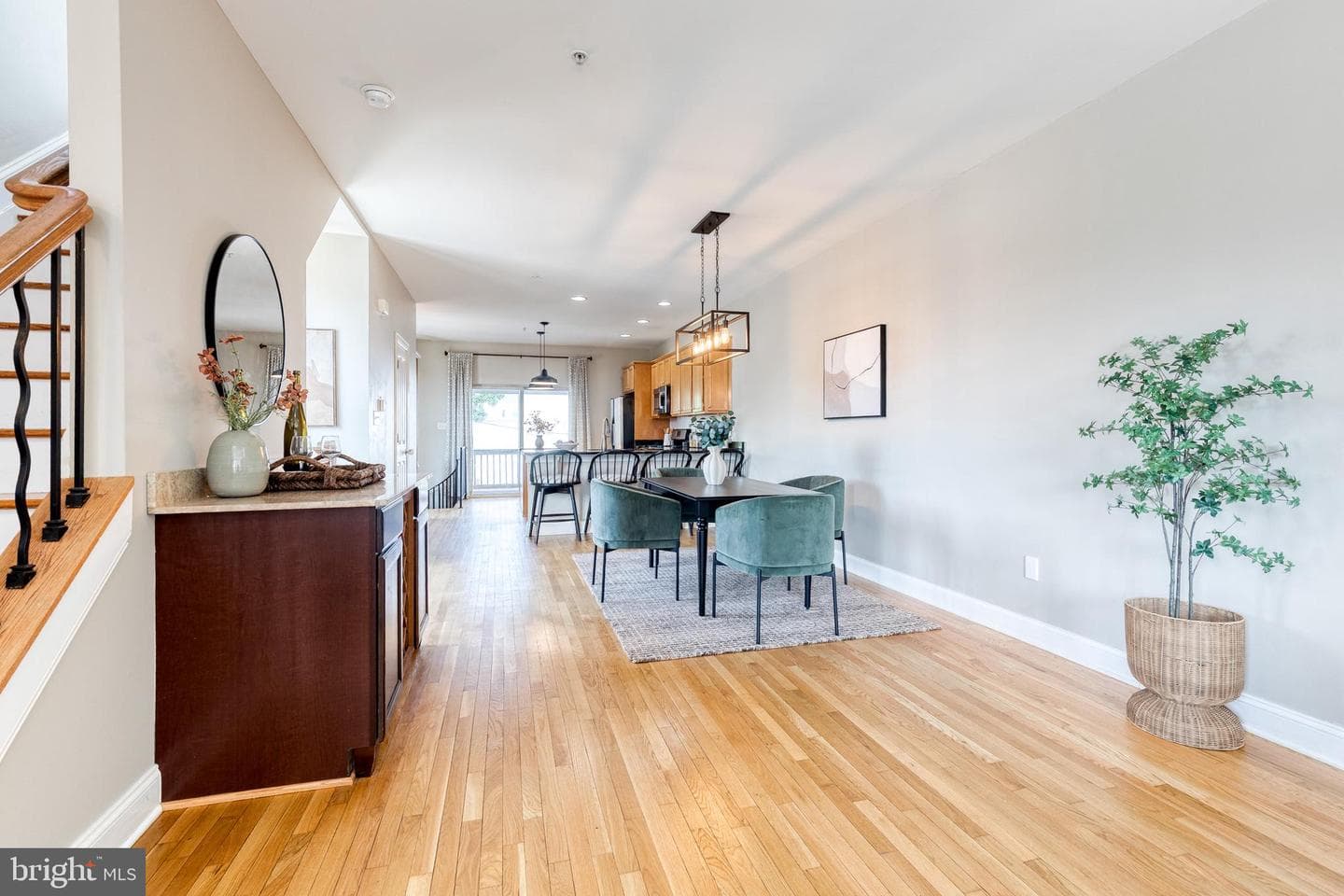 540 Canton Court photo 9