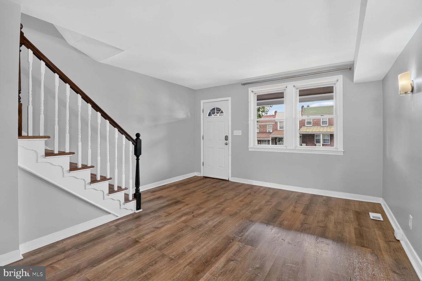 1405 W 37th Street photo 7