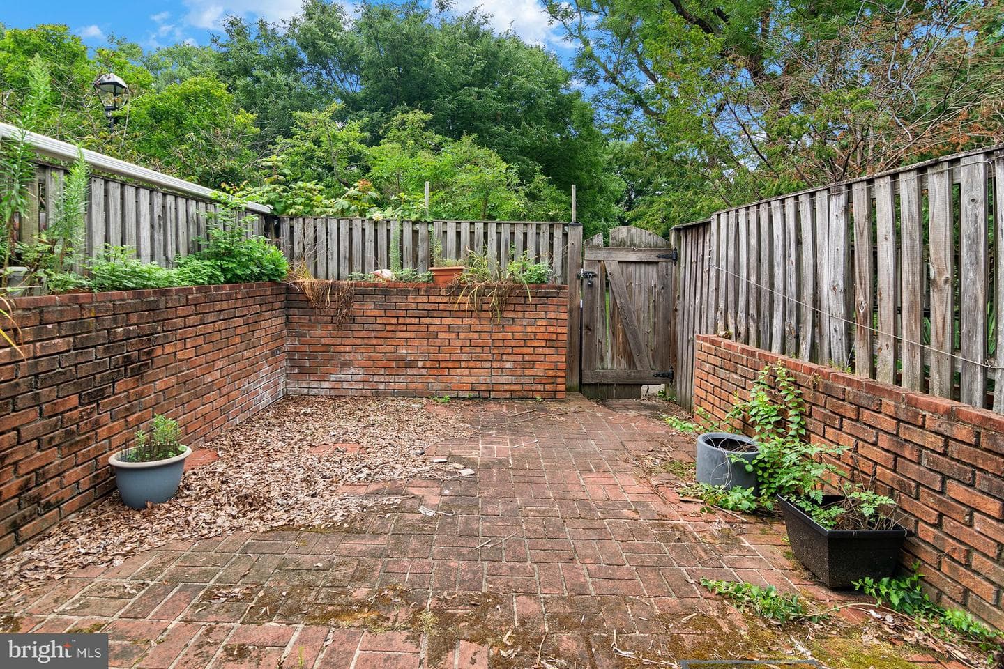 756 Mchenry Street photo 11