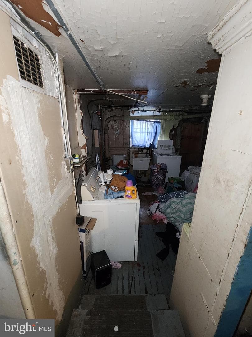 3007 Erdman Avenue photo 54