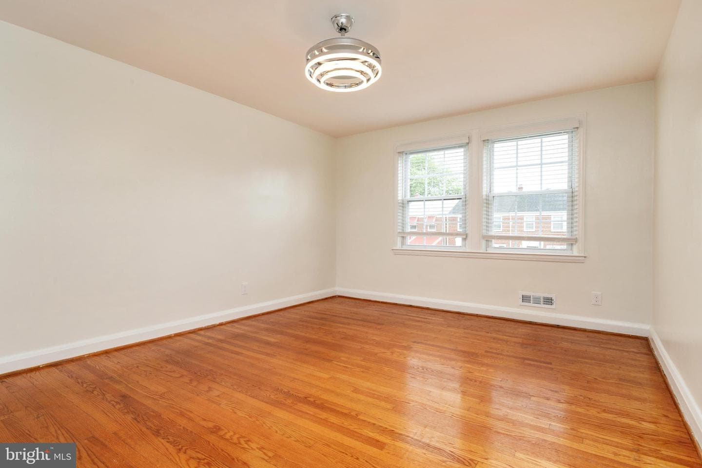 1521 Kennewick Road photo 18