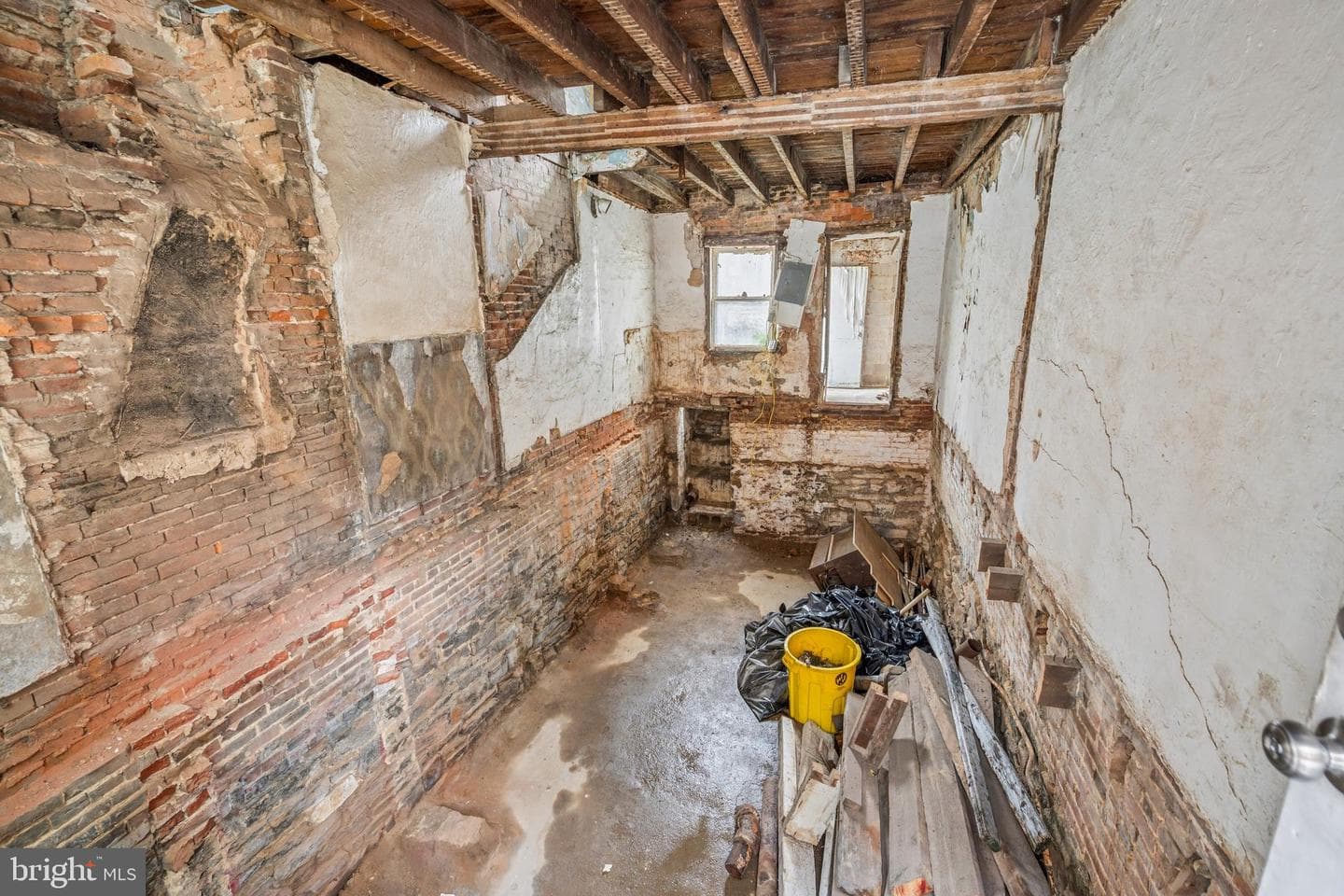 210 S Durham Street photo 5
