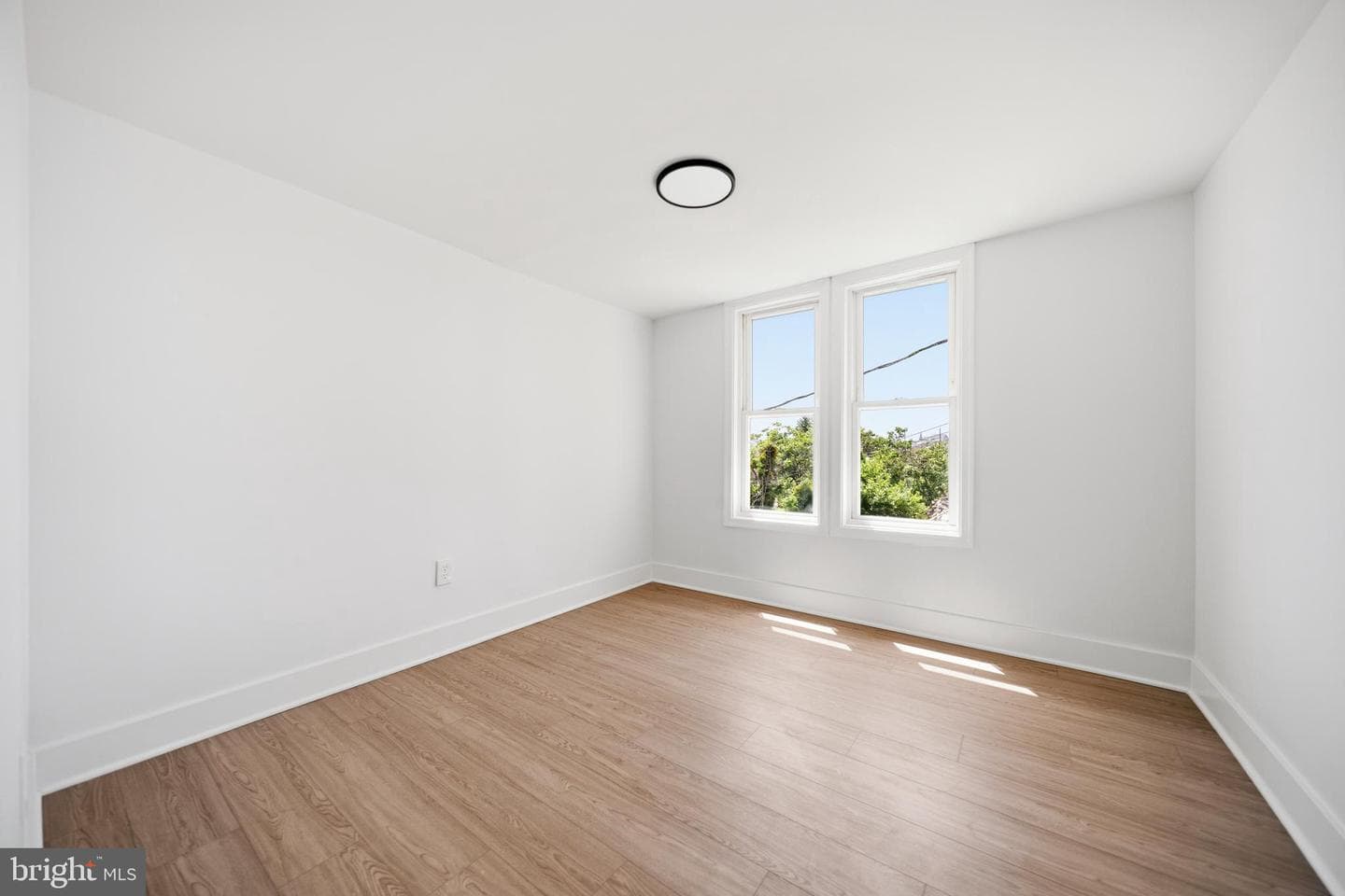 1336 N Chester Street photo 28