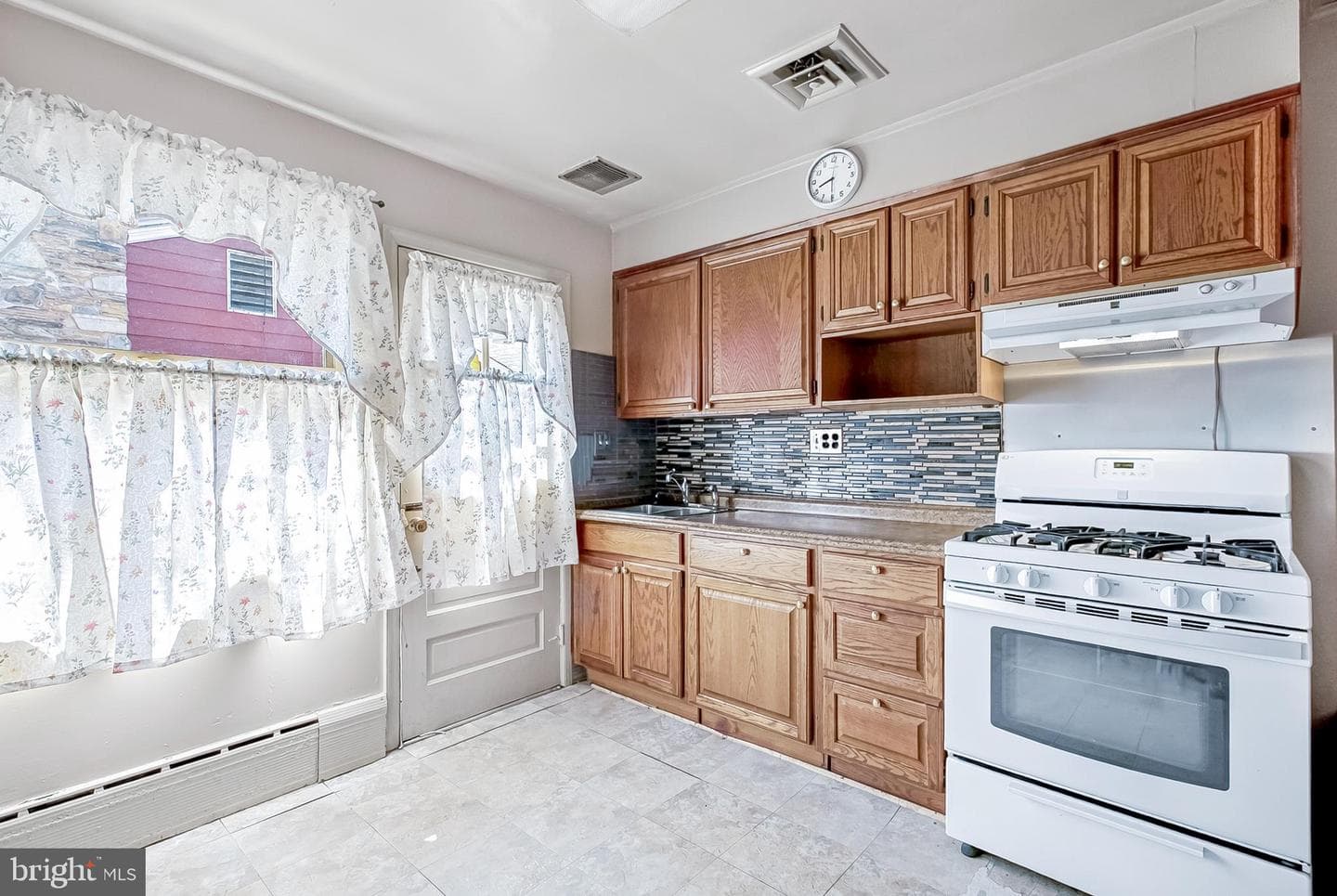 6026 Berkeley Avenue photo 9
