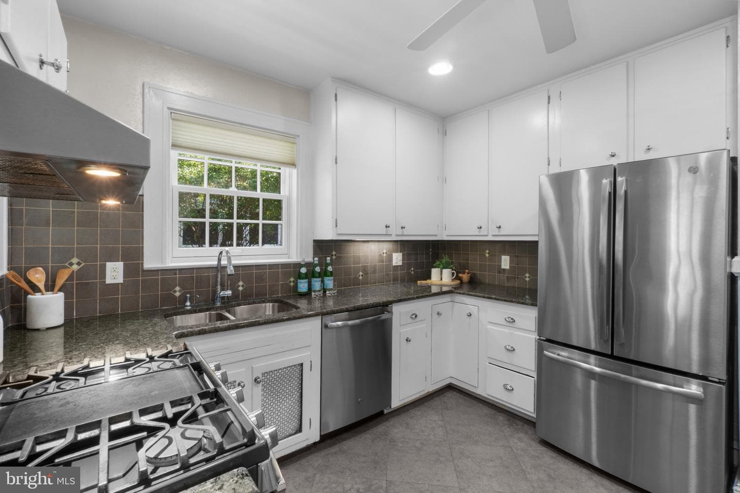 306 Broxton Road photo 16