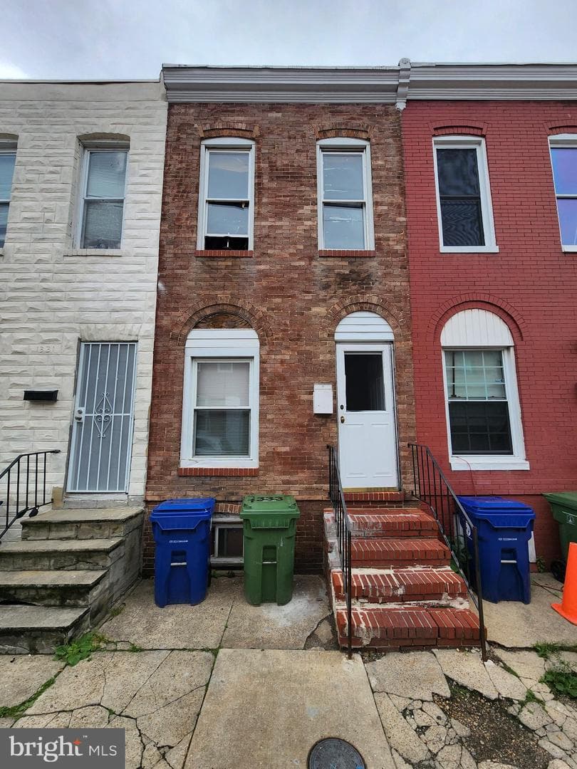 1333 Sargeant Street photo 3