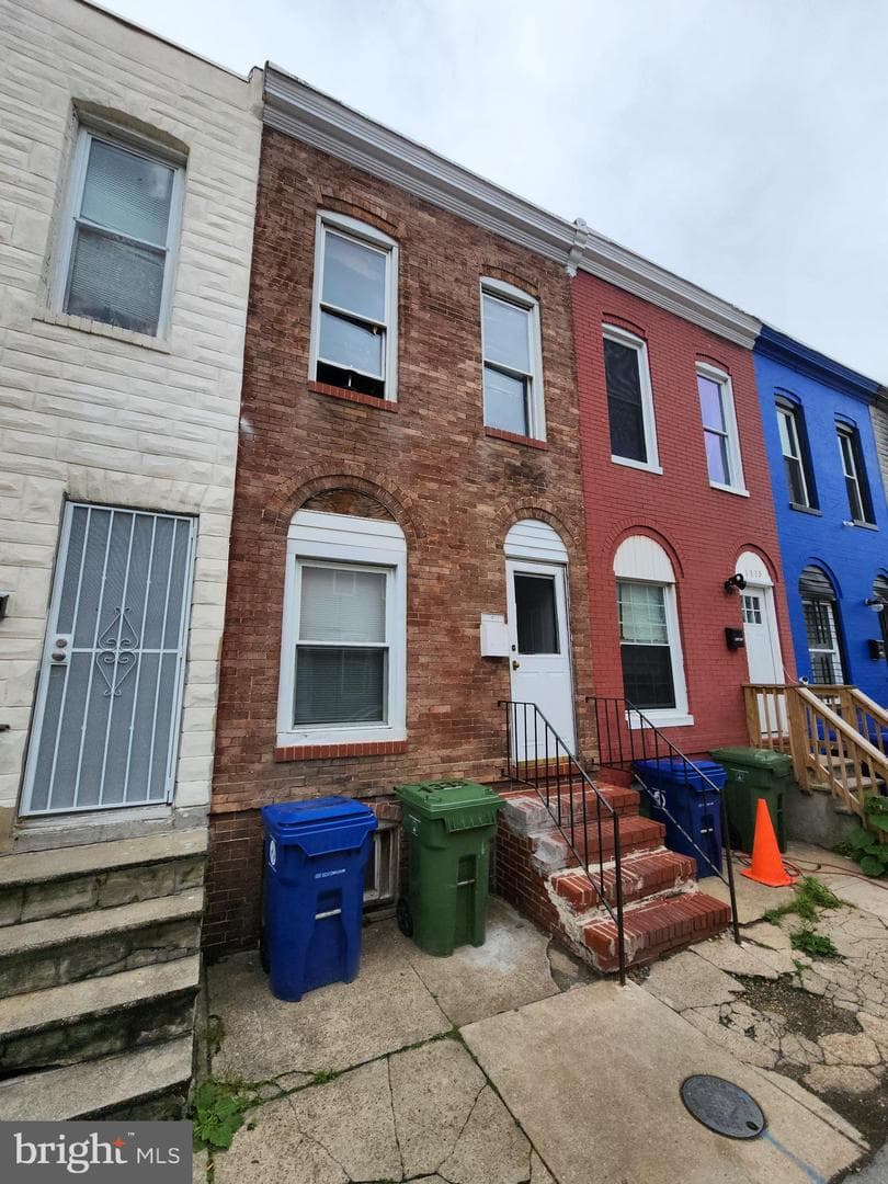 1333 Sargeant Street photo 4