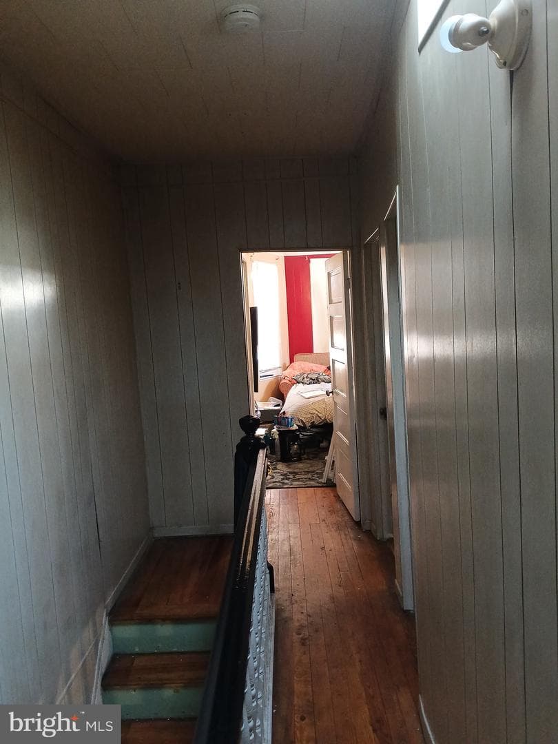 1714 Normal Avenue photo 4