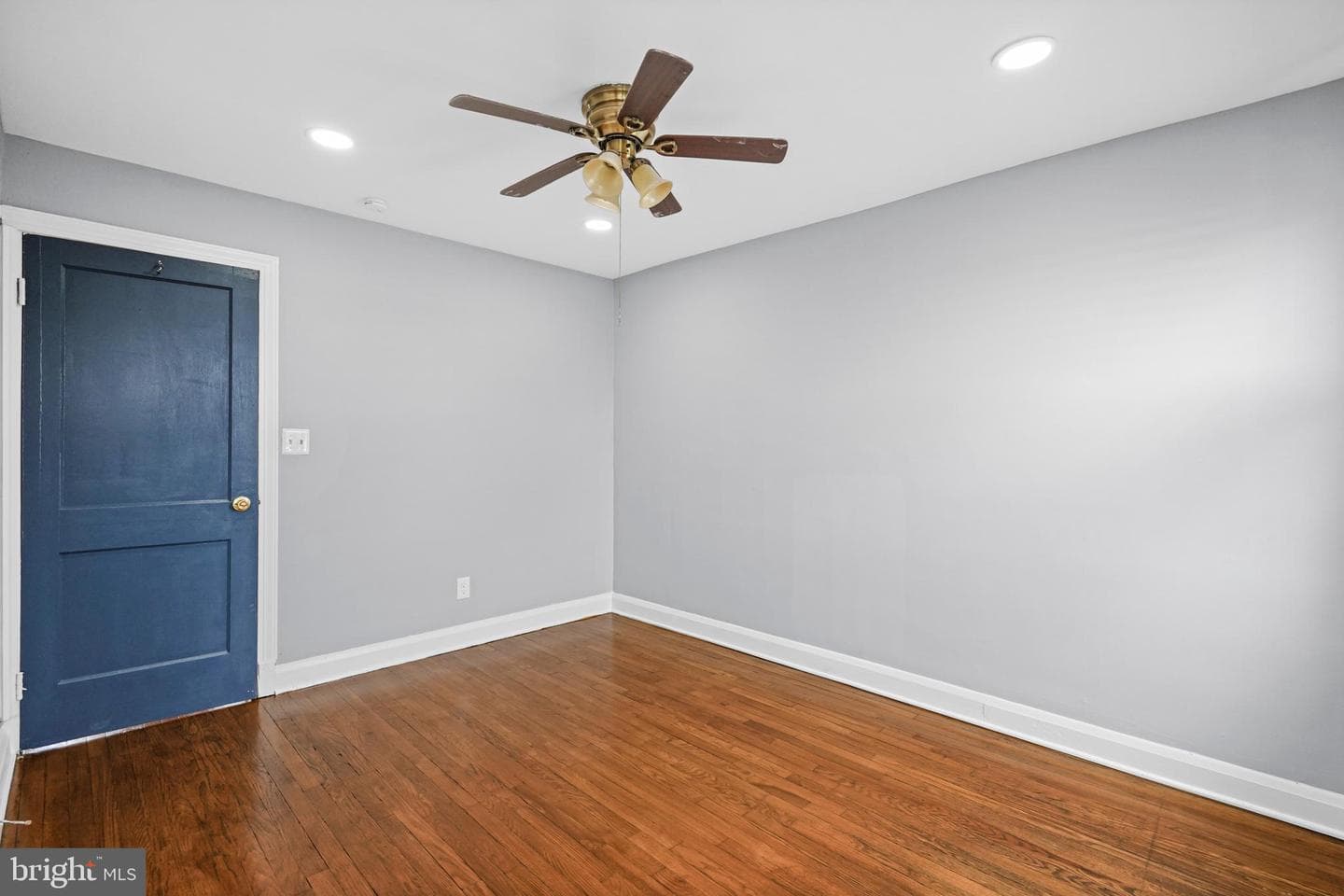 3838 Lyndale Avenue photo 22