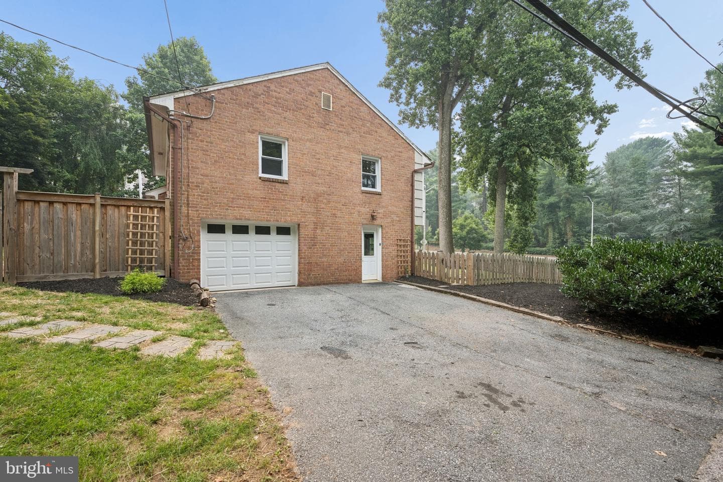 106 W Northern Parkway photo 37