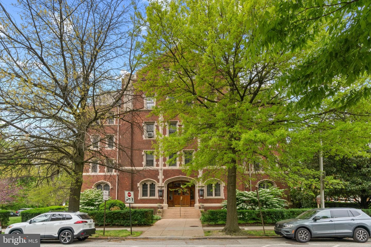 501 W University Parkway #b1 photo 1
