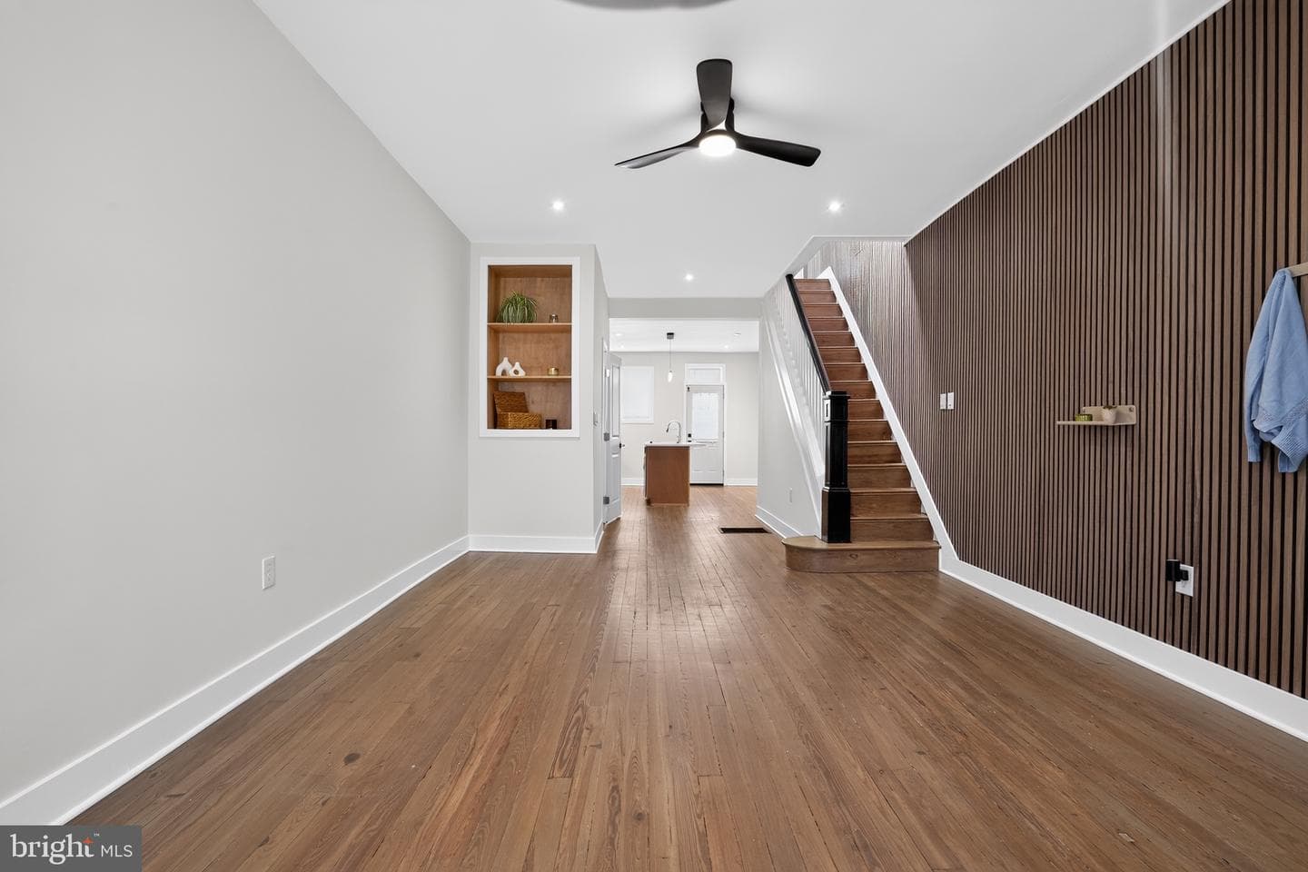 3815 Foster Avenue photo 12