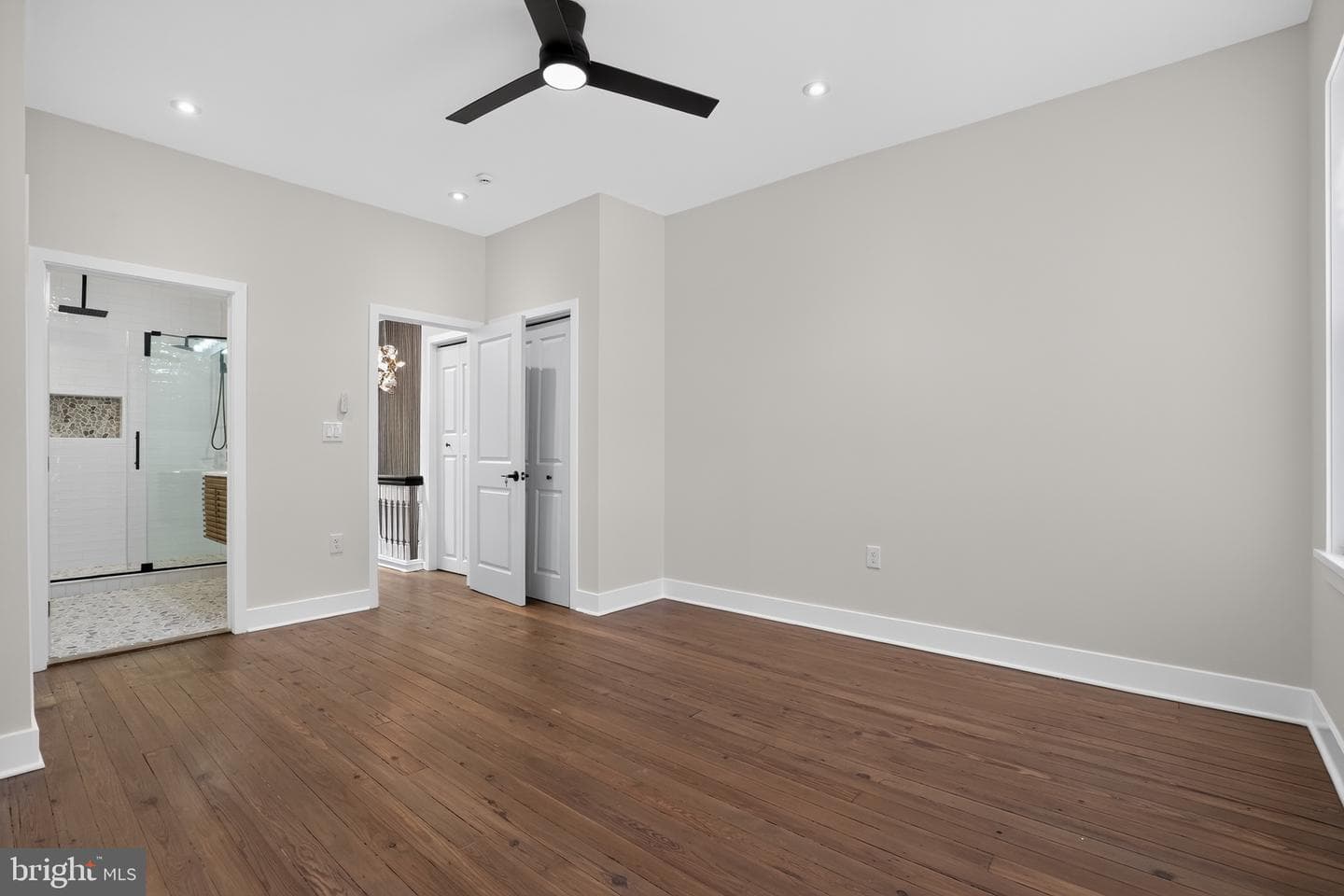 3815 Foster Avenue photo 23