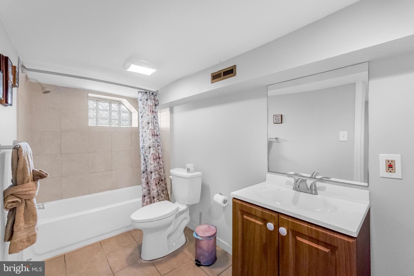 2831 Lake Avenue photo 20