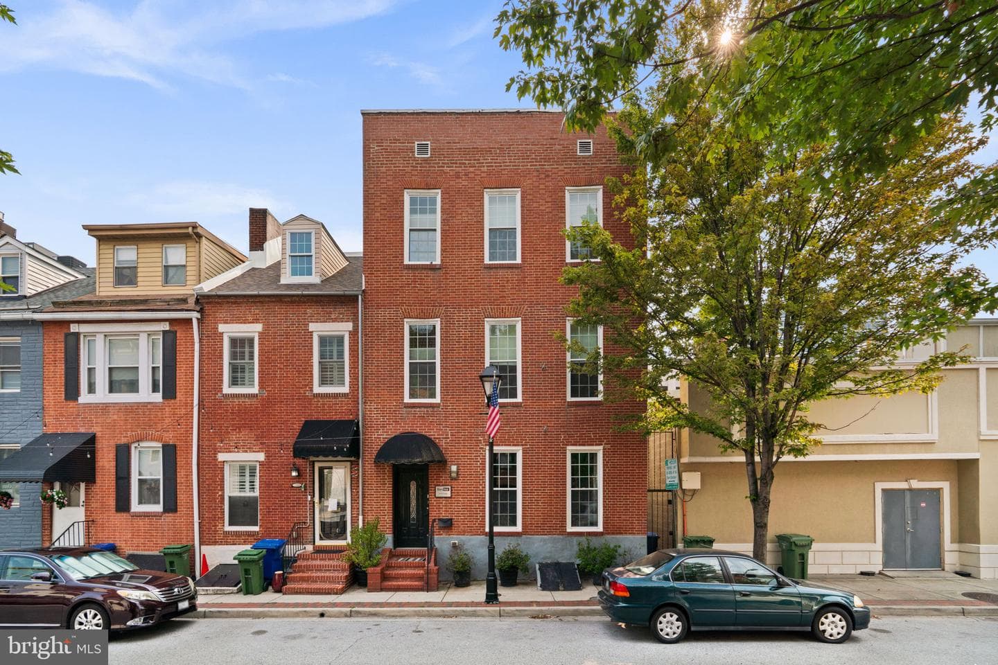 210 S High Street photo 1