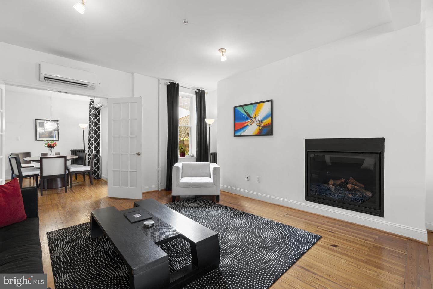 210 S High Street photo 10