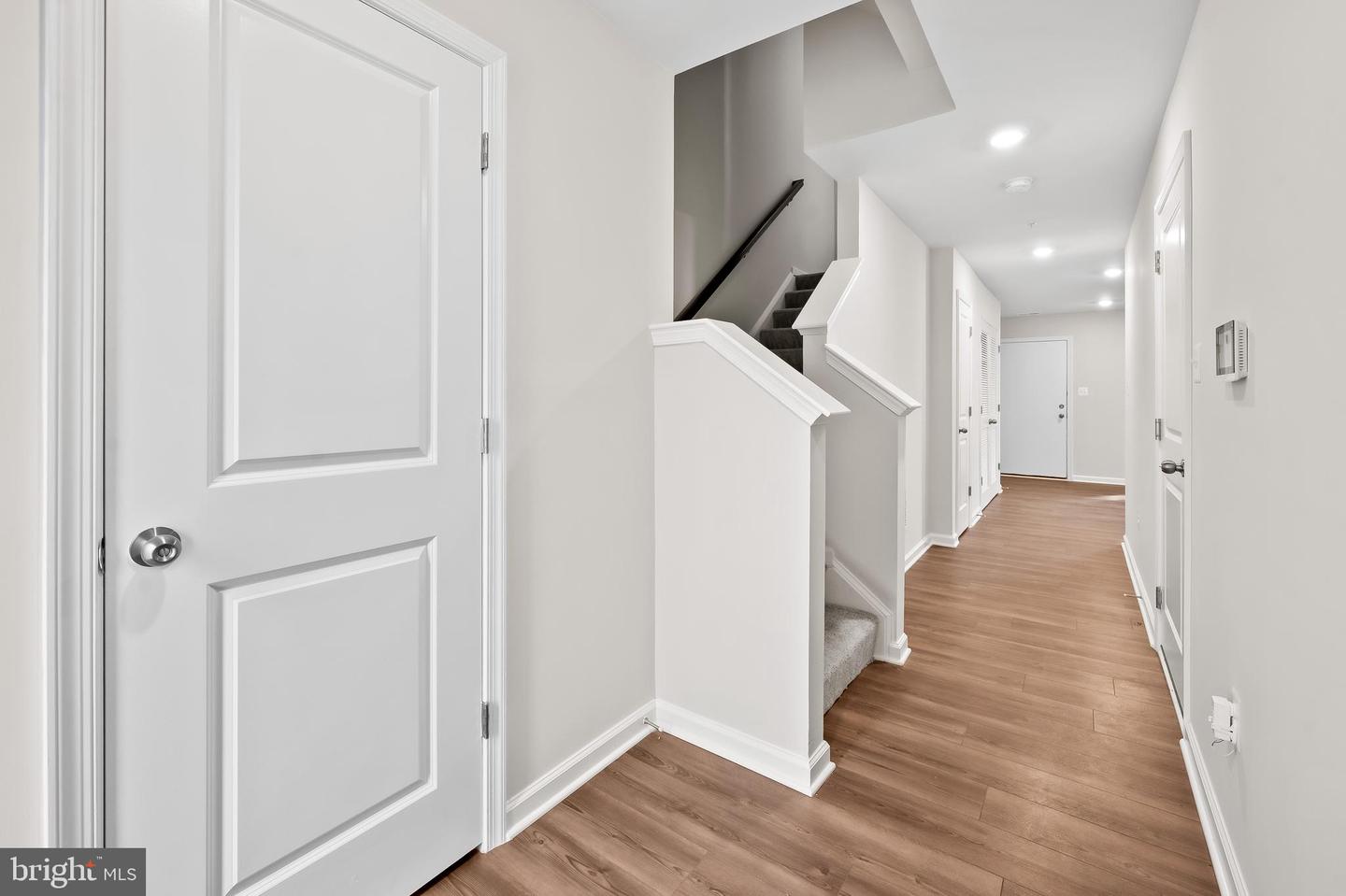 647 Mozart Way photo 6