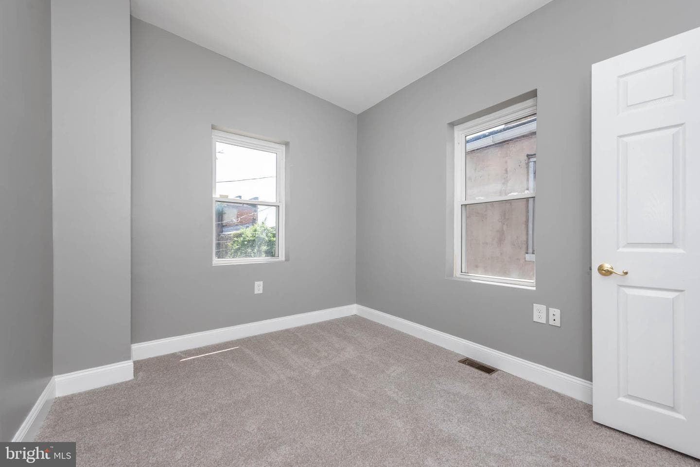 1013 Bennett Place photo 17