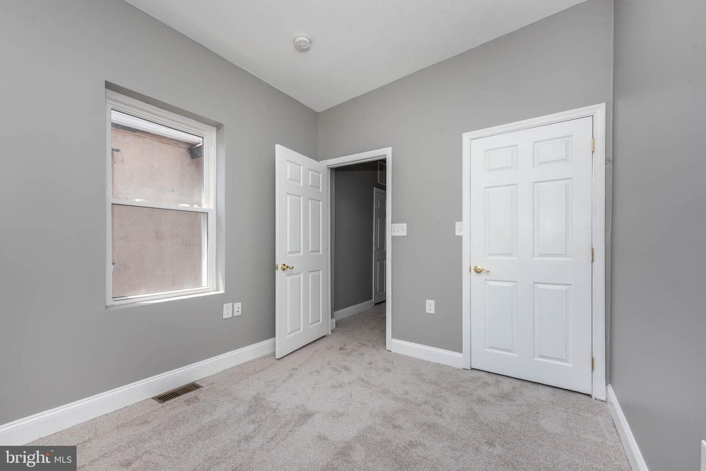 1013 Bennett Place photo 18
