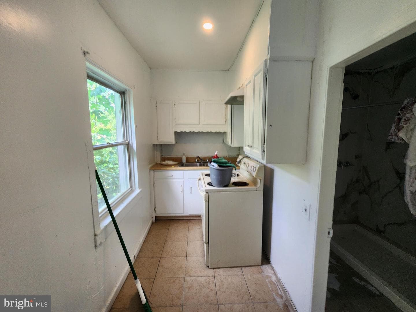 112 Stricker Street photo 18