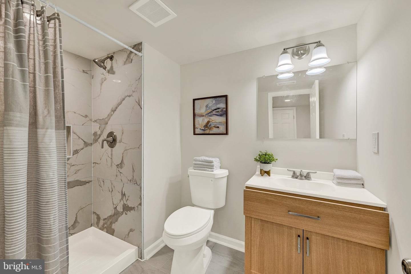 5829 The Alameda photo 23