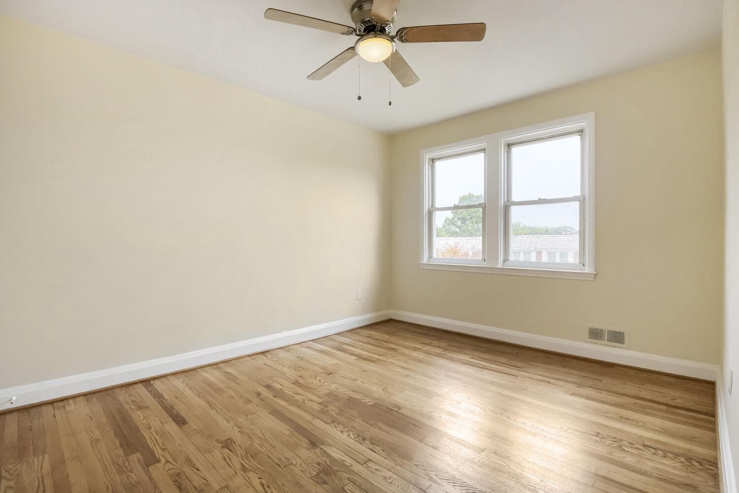 220 N Edgewood Street photo 12