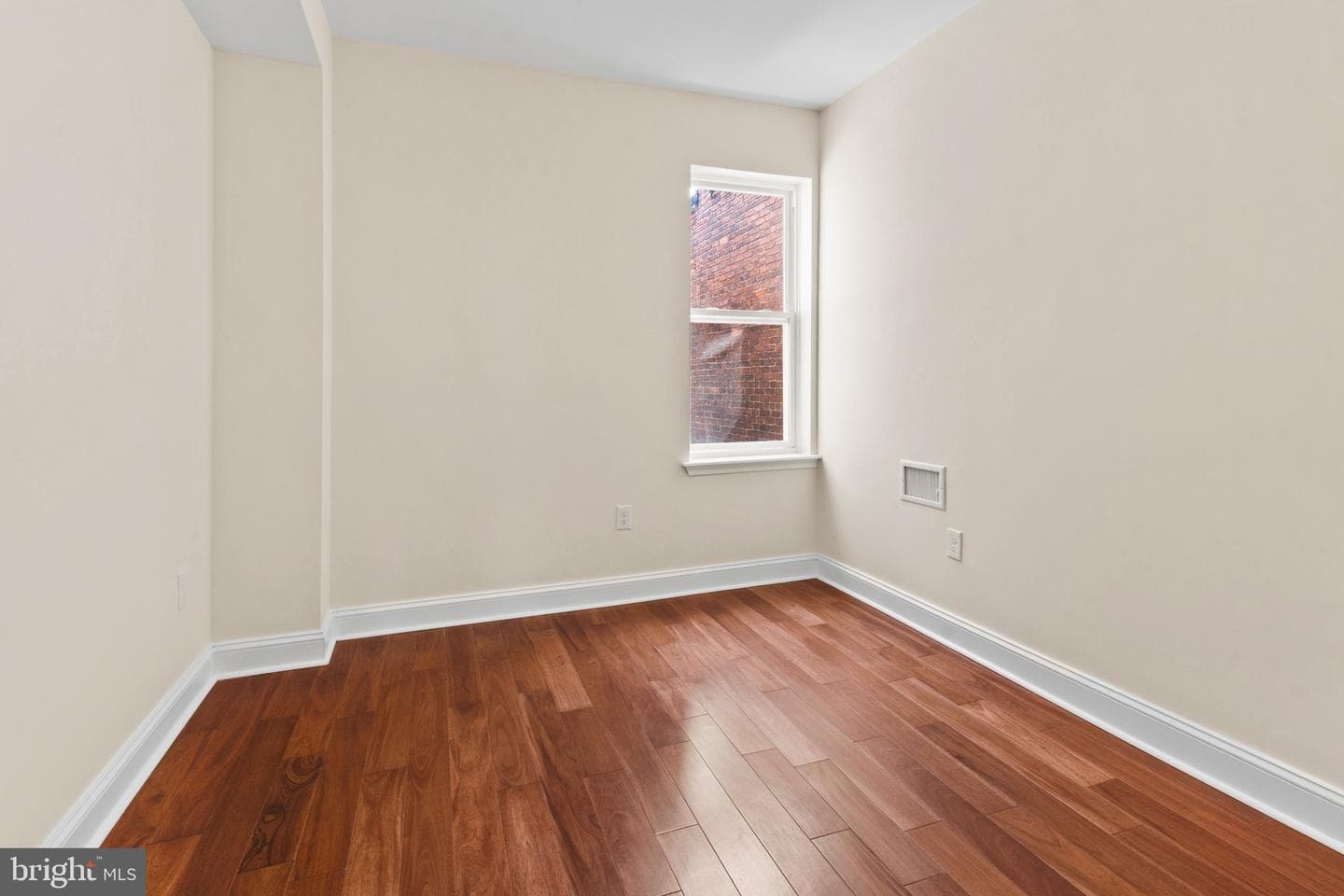 2769 W North Avenue photo 23