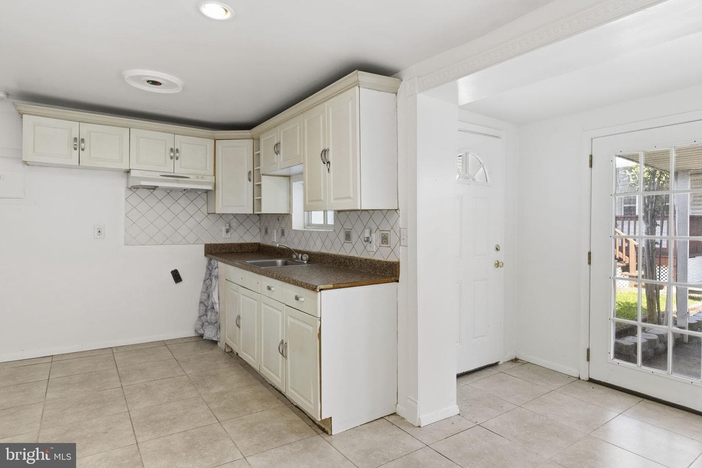6609 Bushey Street photo 22
