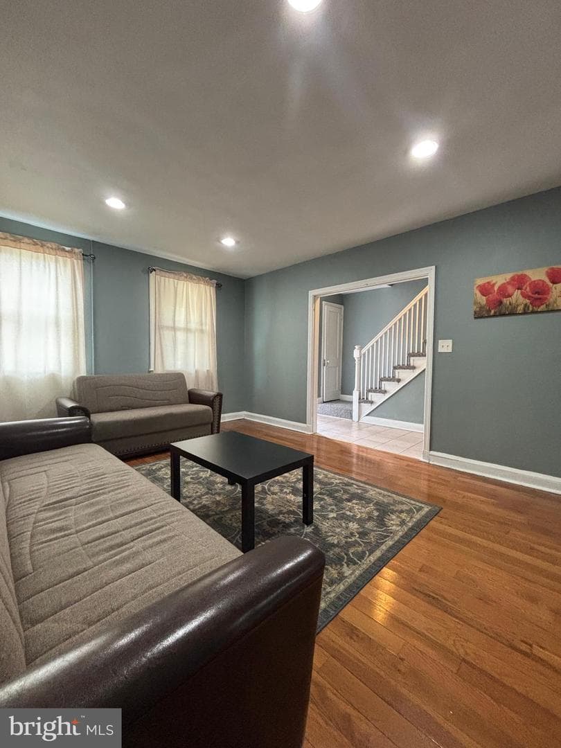 1428 N Ellwood Avenue photo 7