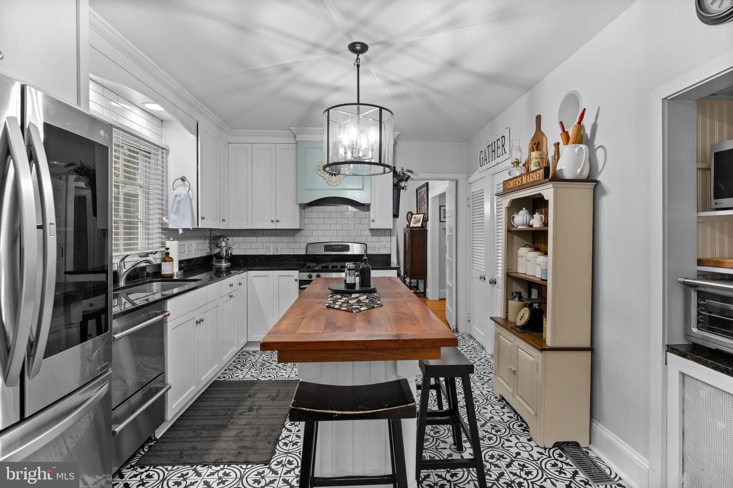 1804 Fairbank Road photo 25