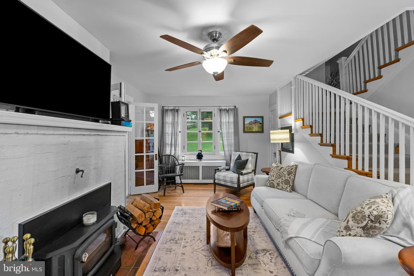 1804 Fairbank Road photo 9