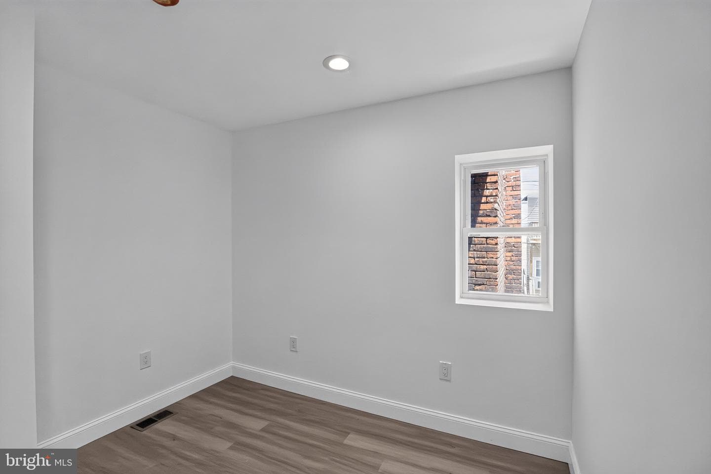 2877 Woodbrook Avenue photo 15
