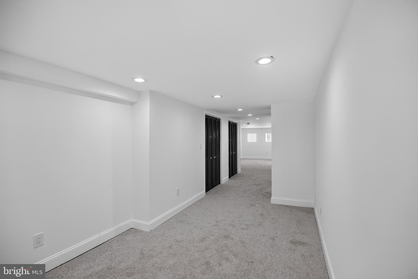 2877 Woodbrook Avenue photo 28