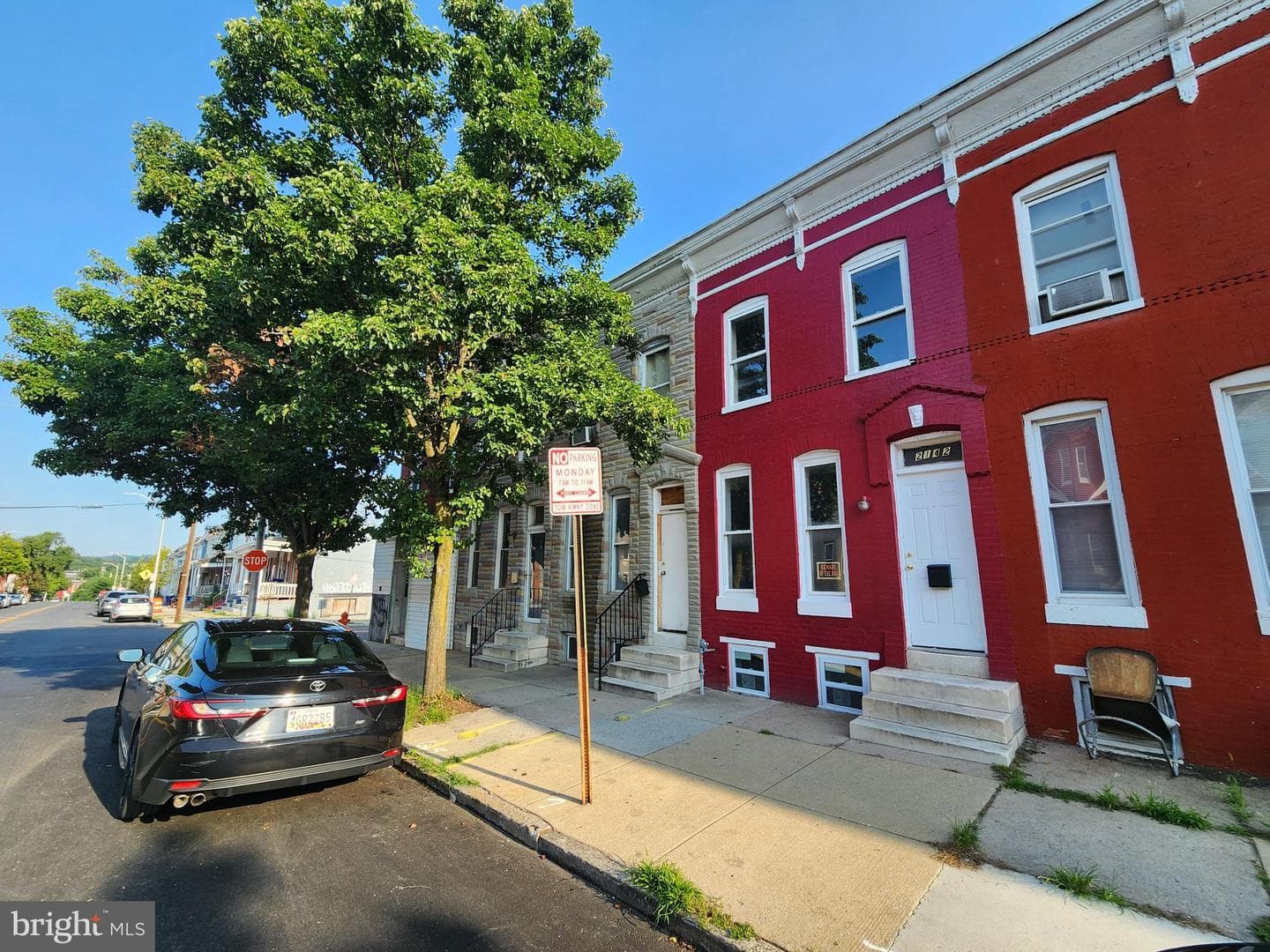 2142 W Fayette Street photo 3
