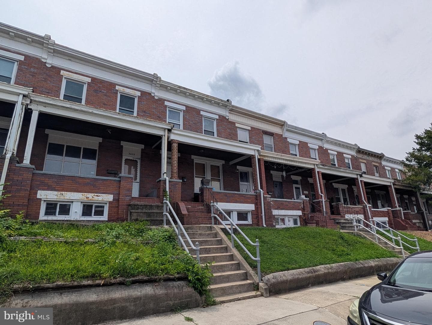 3439 Kenyon Avenue photo 2