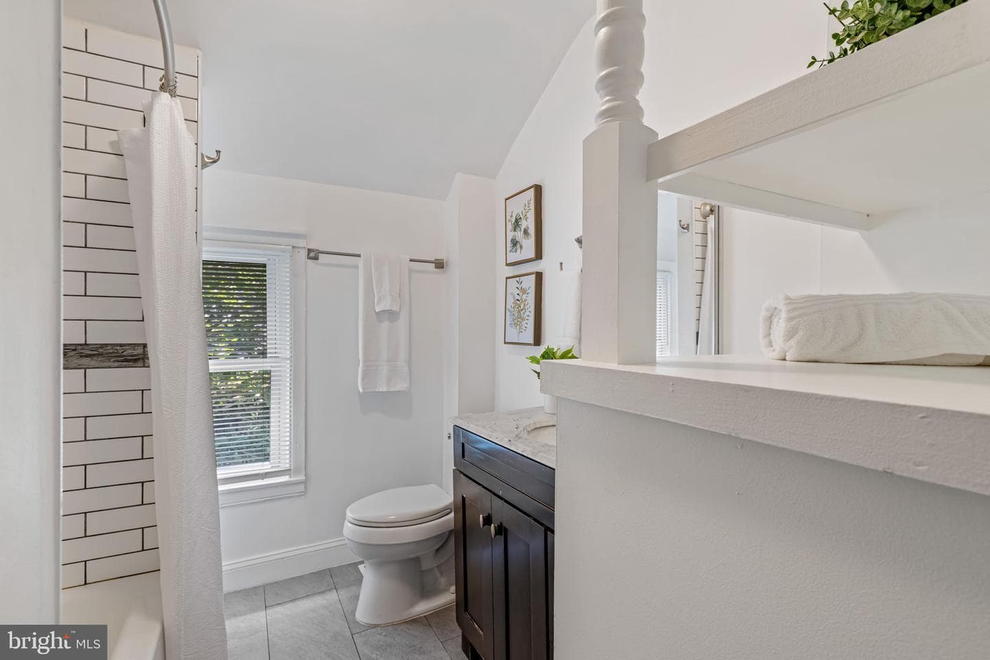 3723 Falls Road photo 28