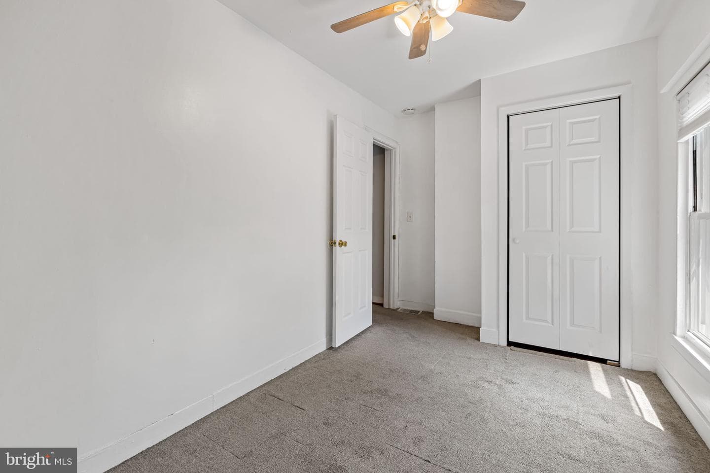 3723 Falls Road photo 30