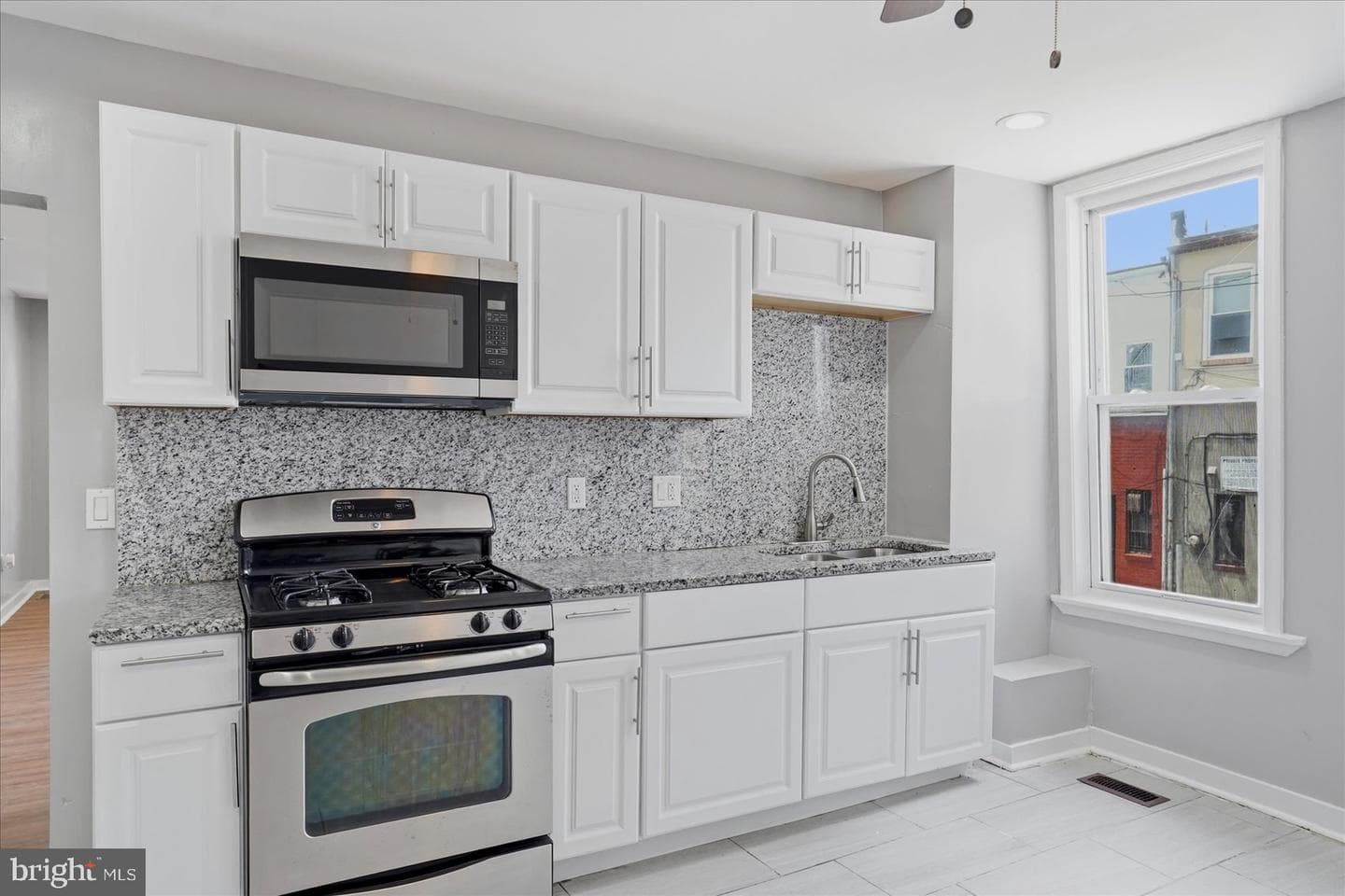 502 Tunbridge Road photo 16