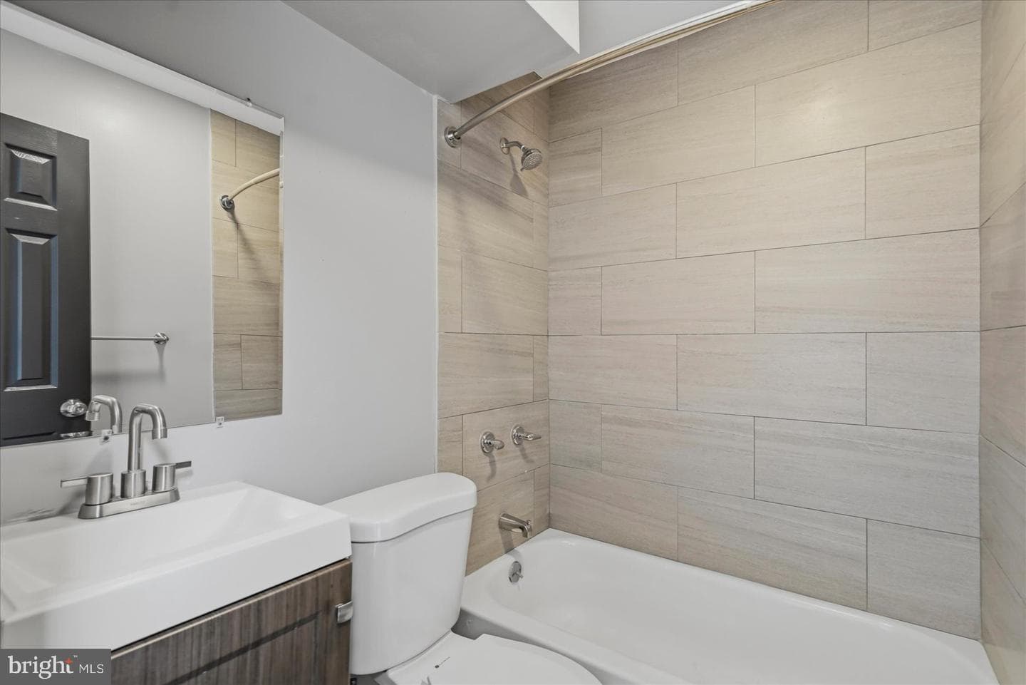 502 Tunbridge Road photo 27