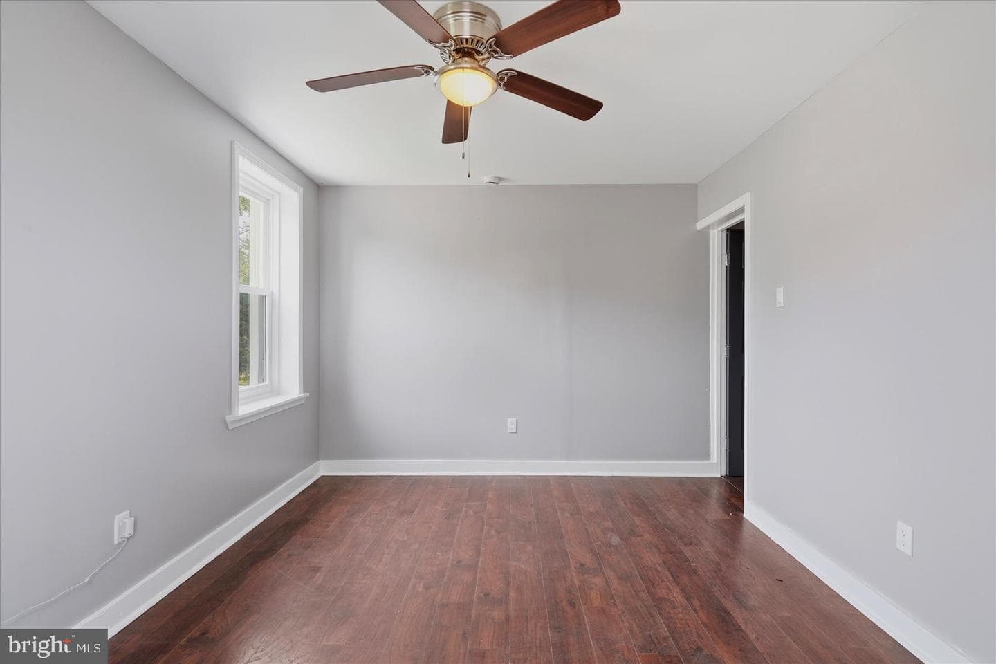 502 Tunbridge Road photo 33