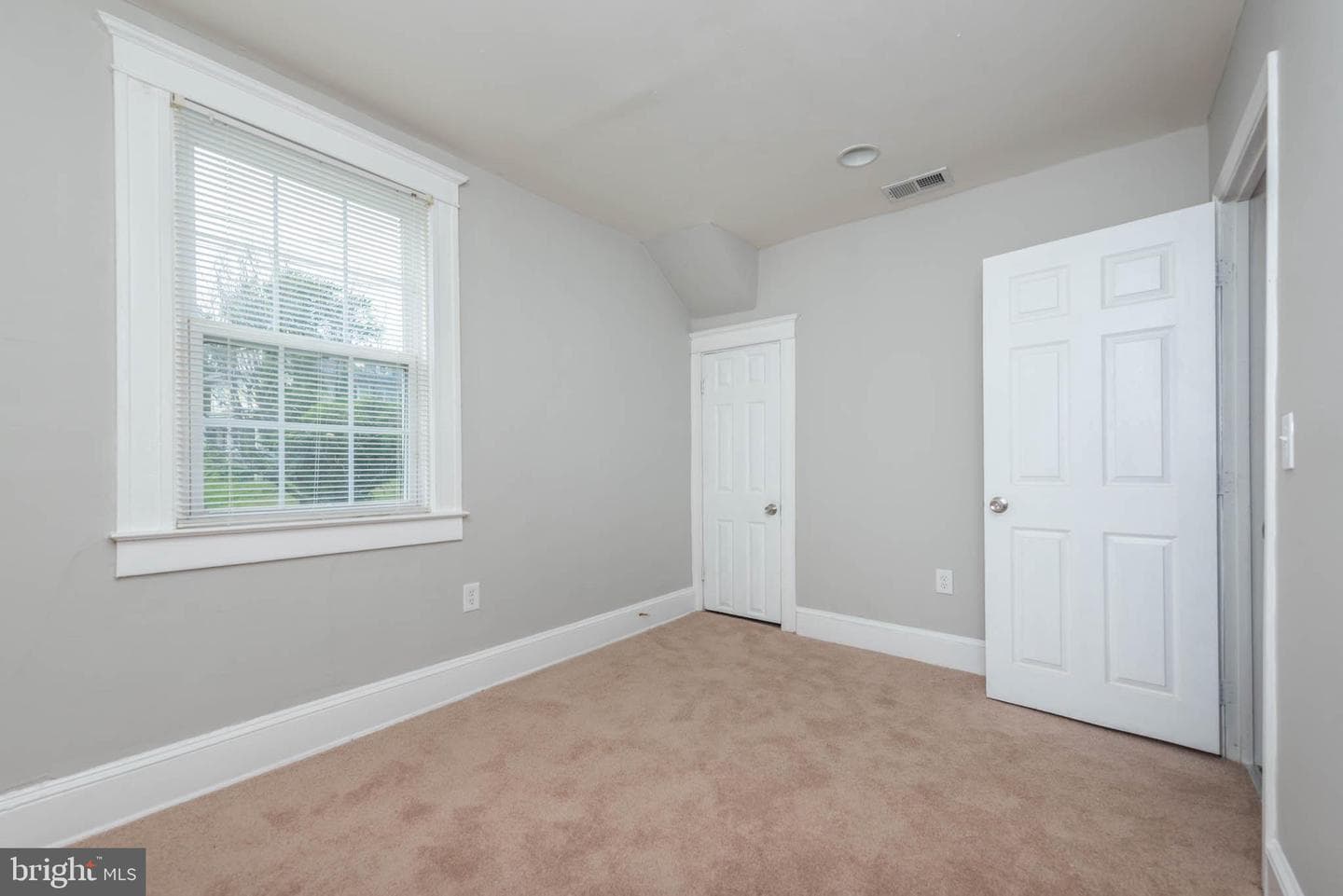3300 Hamilton Avenue photo 25