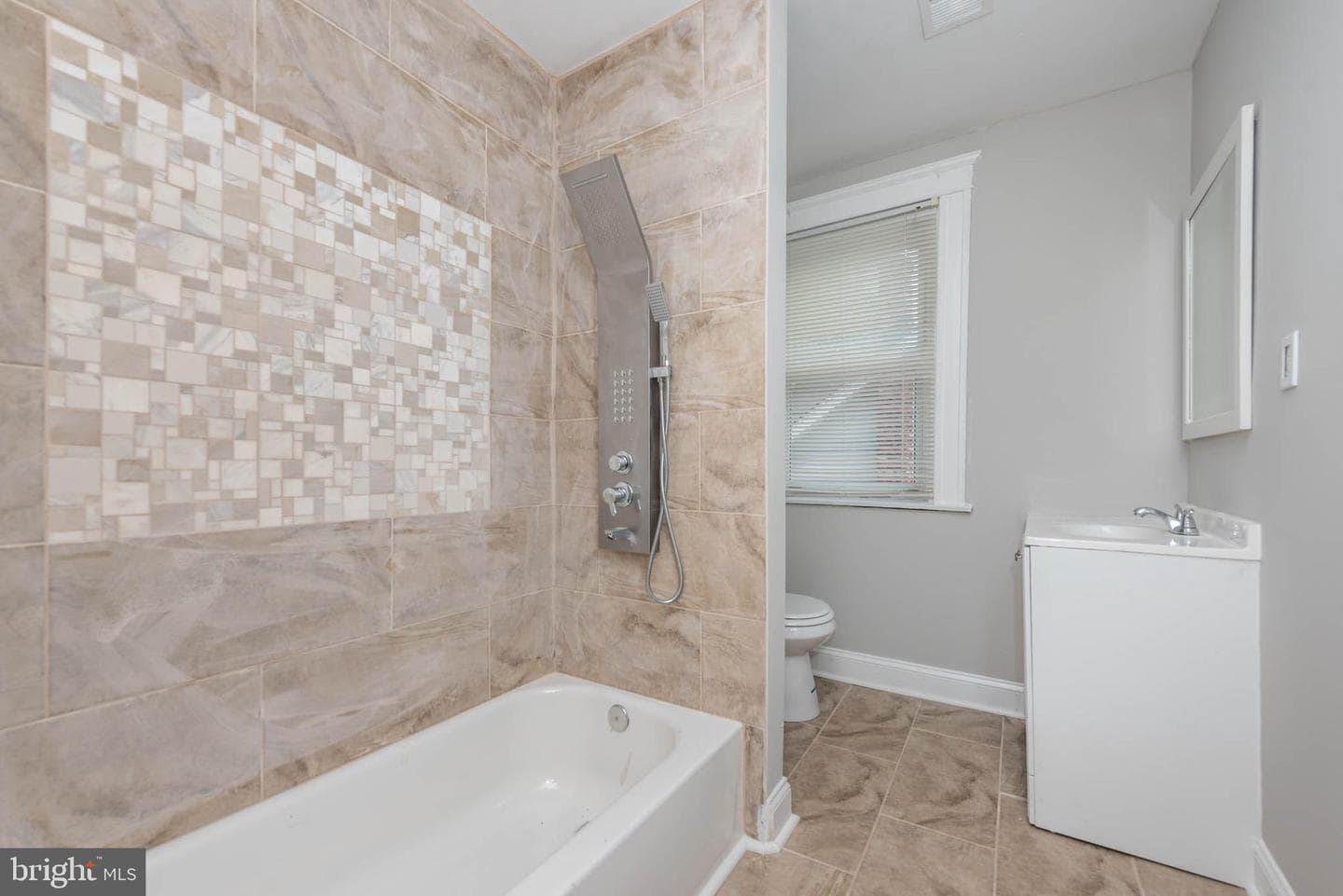 3300 Hamilton Avenue photo 26