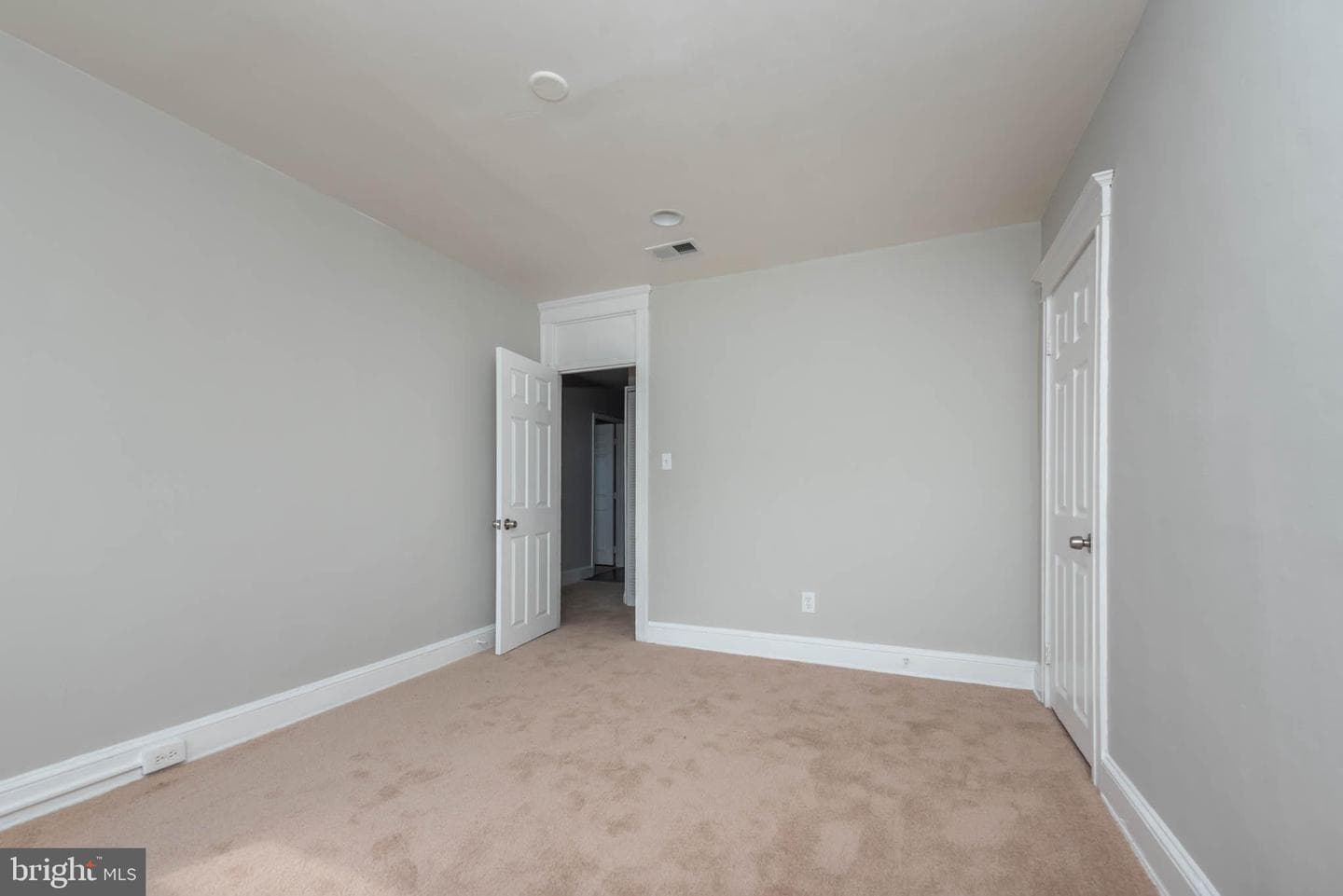 3300 Hamilton Avenue photo 31