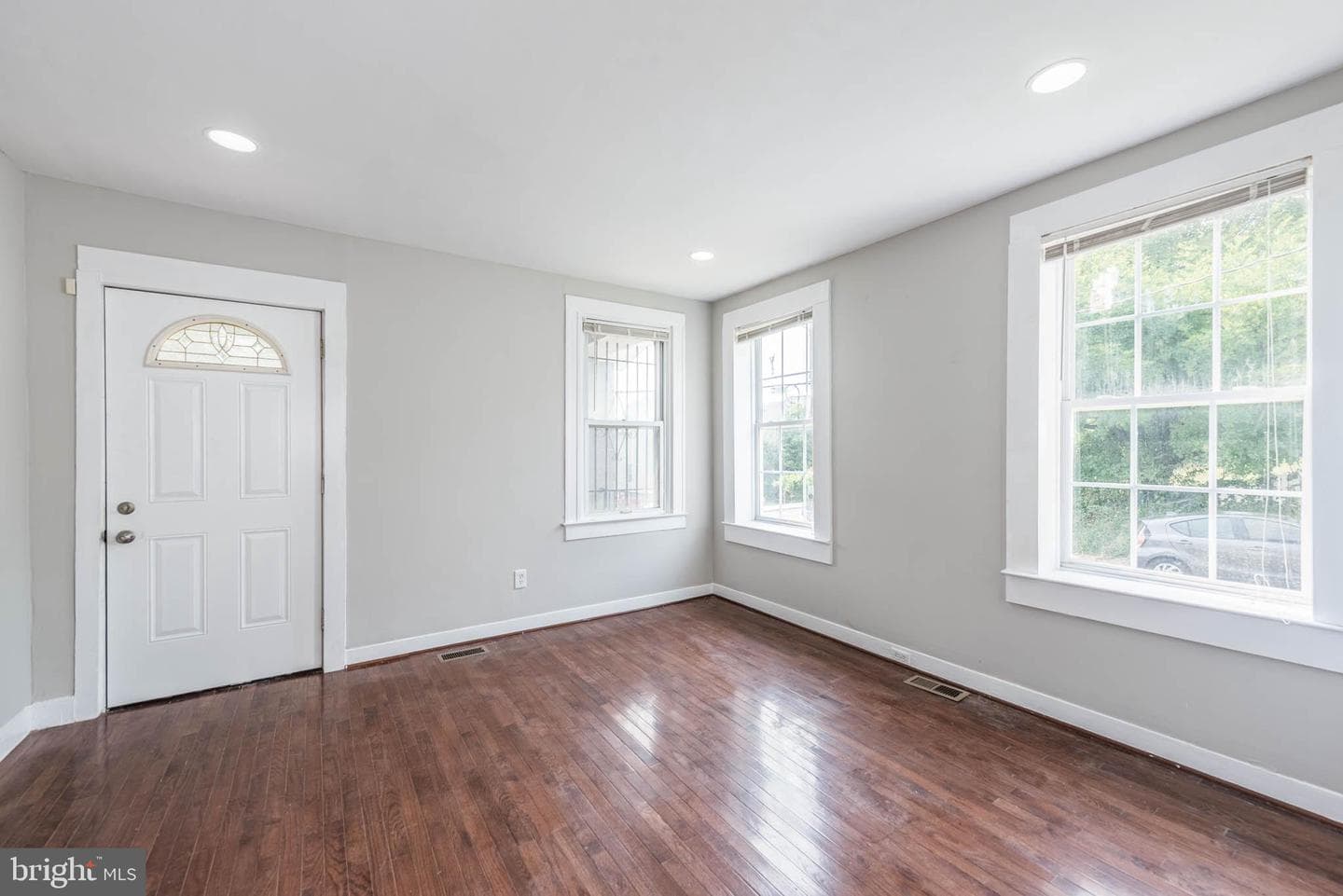 3300 Hamilton Avenue photo 4