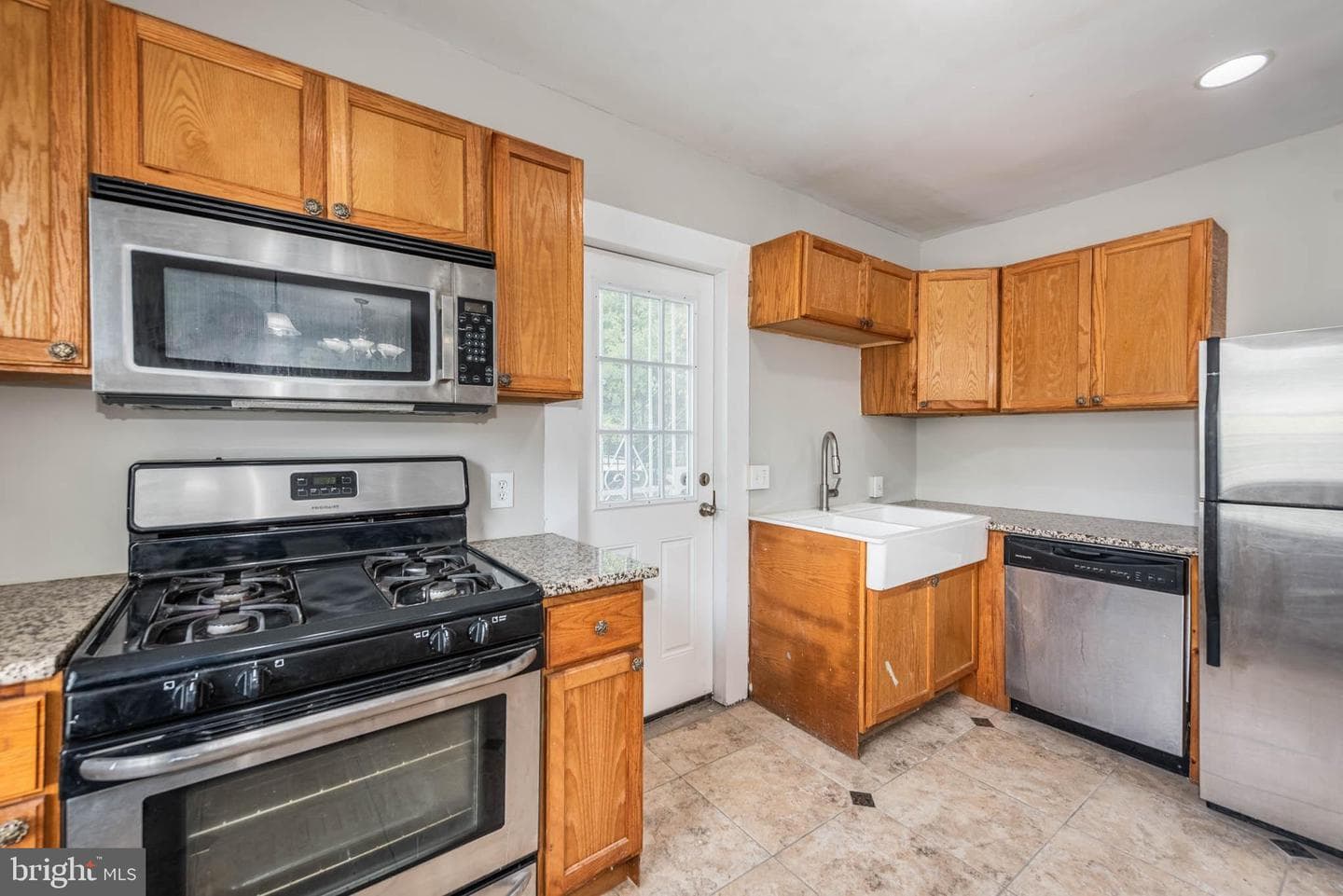3300 Hamilton Avenue photo 8