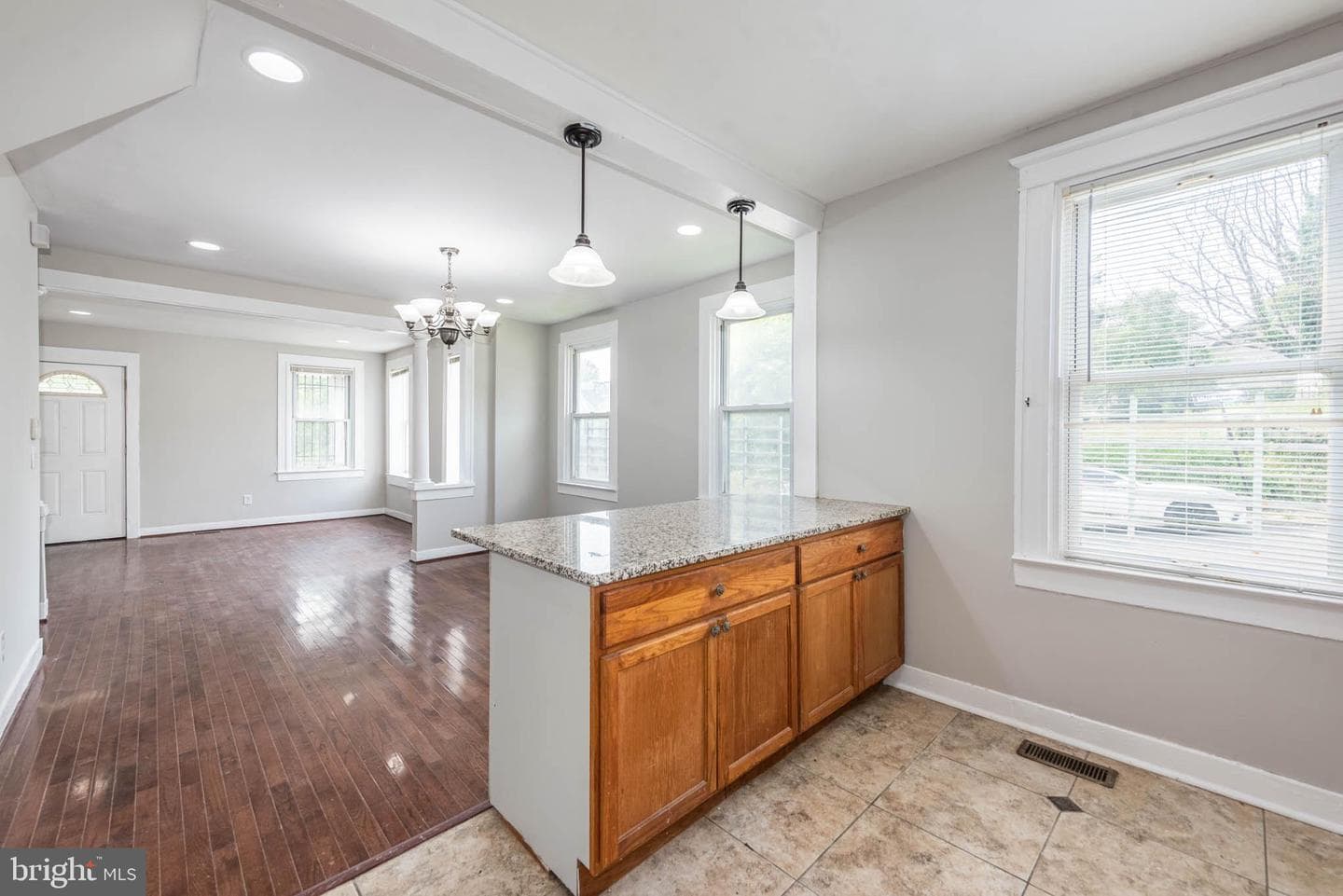 3300 Hamilton Avenue photo 9
