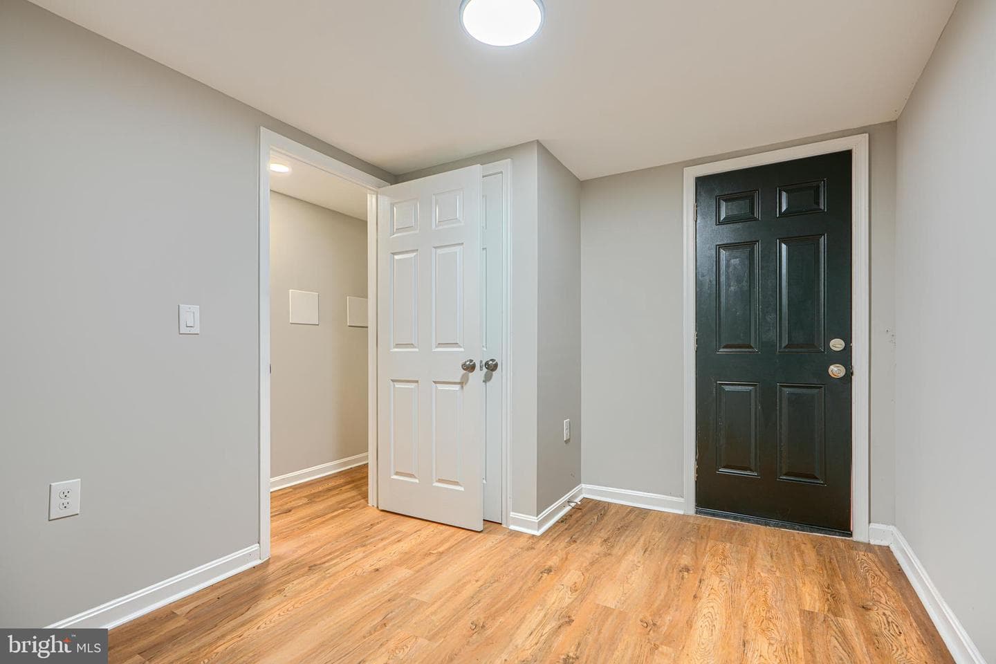 3023 W Garrison Avenue photo 34