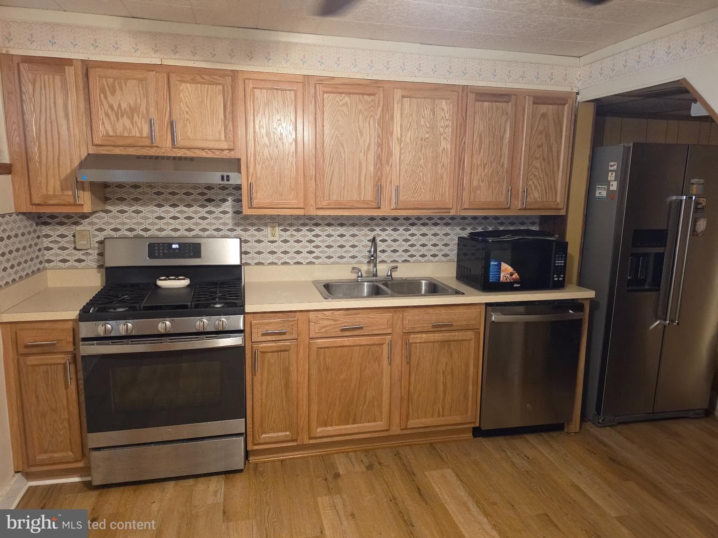 639 Lucia Avenue photo 10