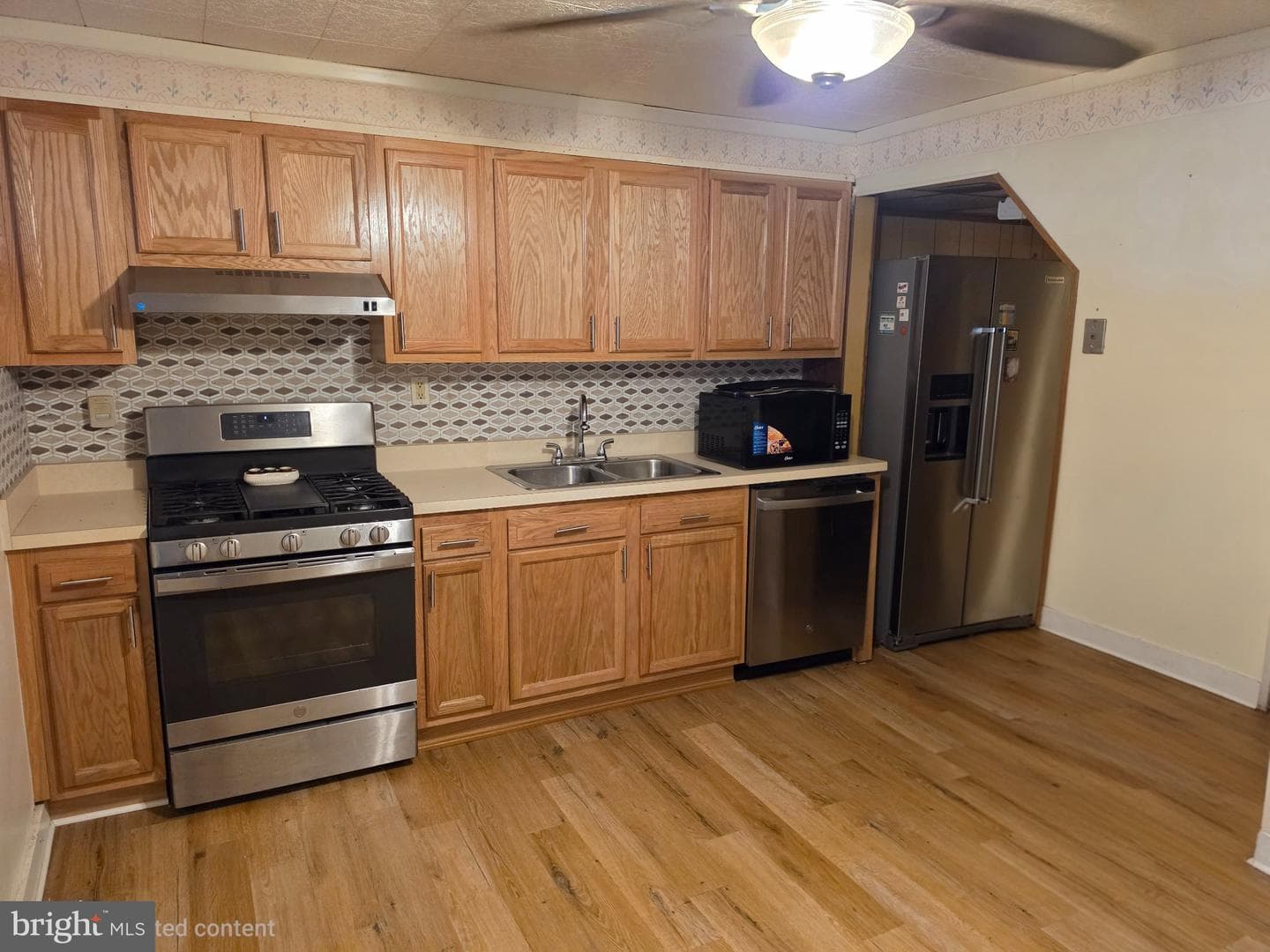 639 Lucia Avenue photo 11