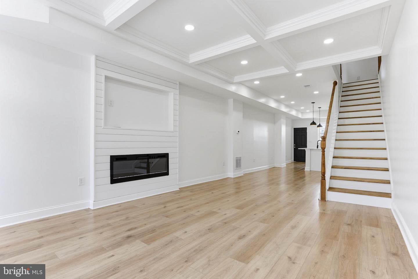 1315 N Broadway photo 12